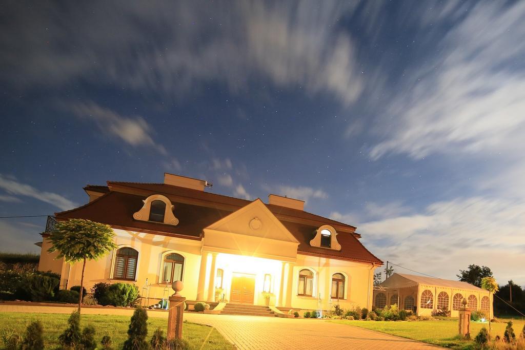 Bed and Breakfast Prestige Вежховисько Екстер'єр фото